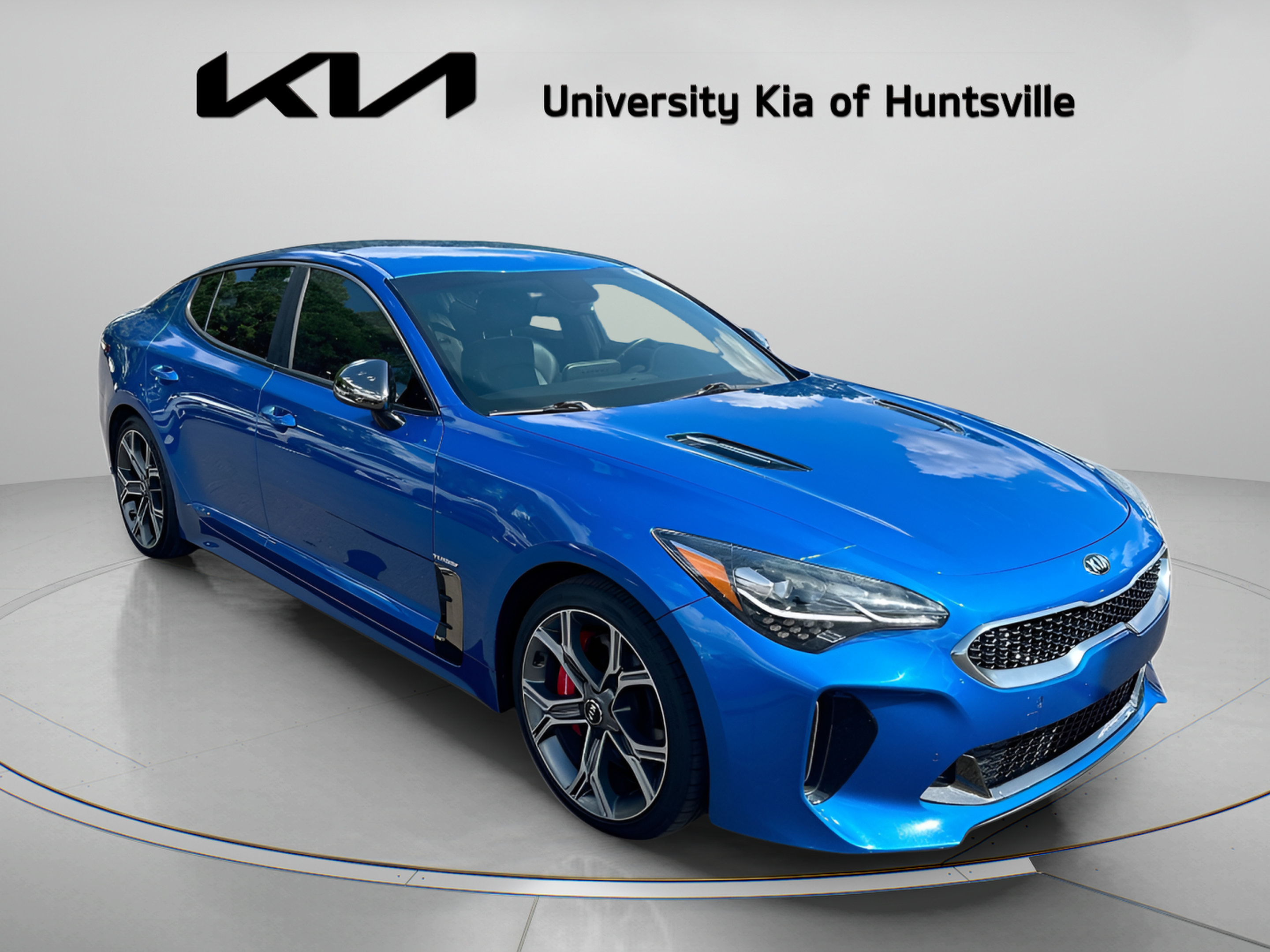 Used 2019 Kia Stinger GT RWD image 2