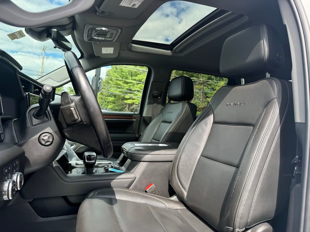 Used 2022 GMC Sierra 1500 Denali w/ Denali Reserve Package image 24