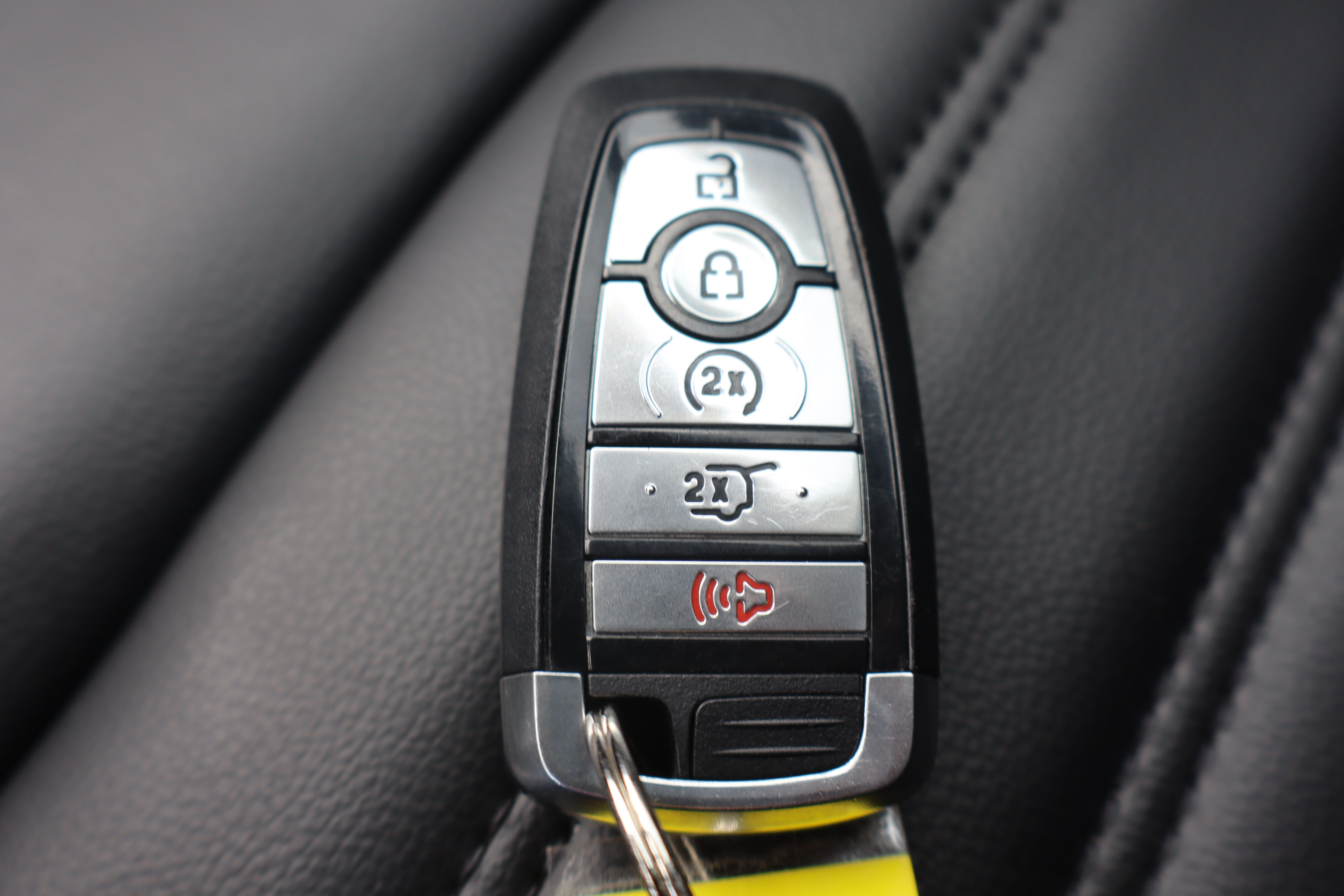 Used 2024 Ford Edge SEL w/ Convenience Package AWD/4WD image 31