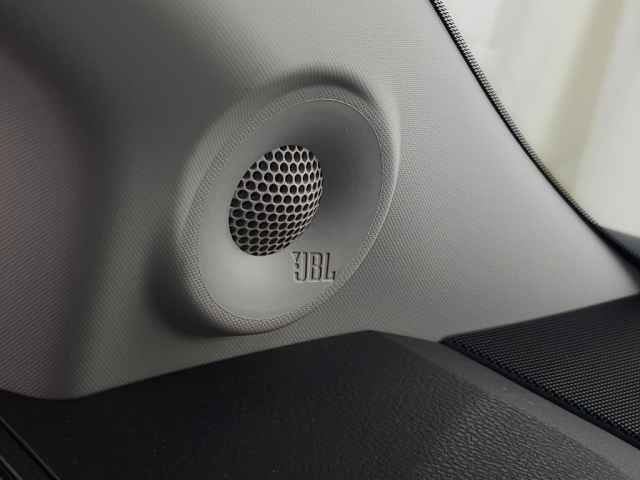 Used 2023 Toyota Sienna XLE image 31