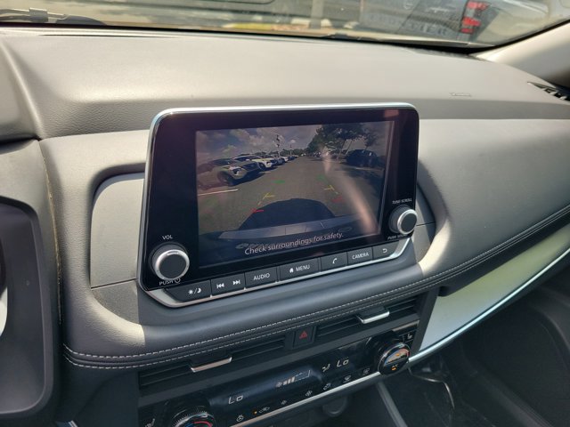 Used 2025 Nissan Rogue SV w/ SV Premium Package FWD image 28