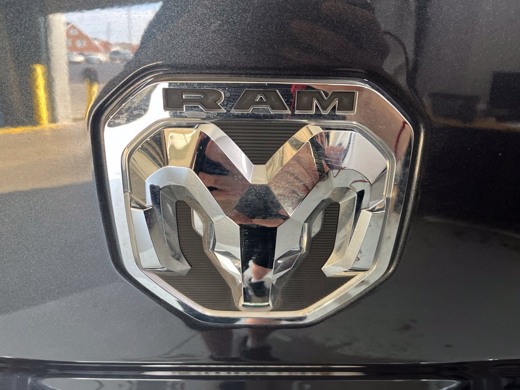 Used 2022 RAM 2500 Big Horn w/ Level B Equipment Group AWD/4WD image 43