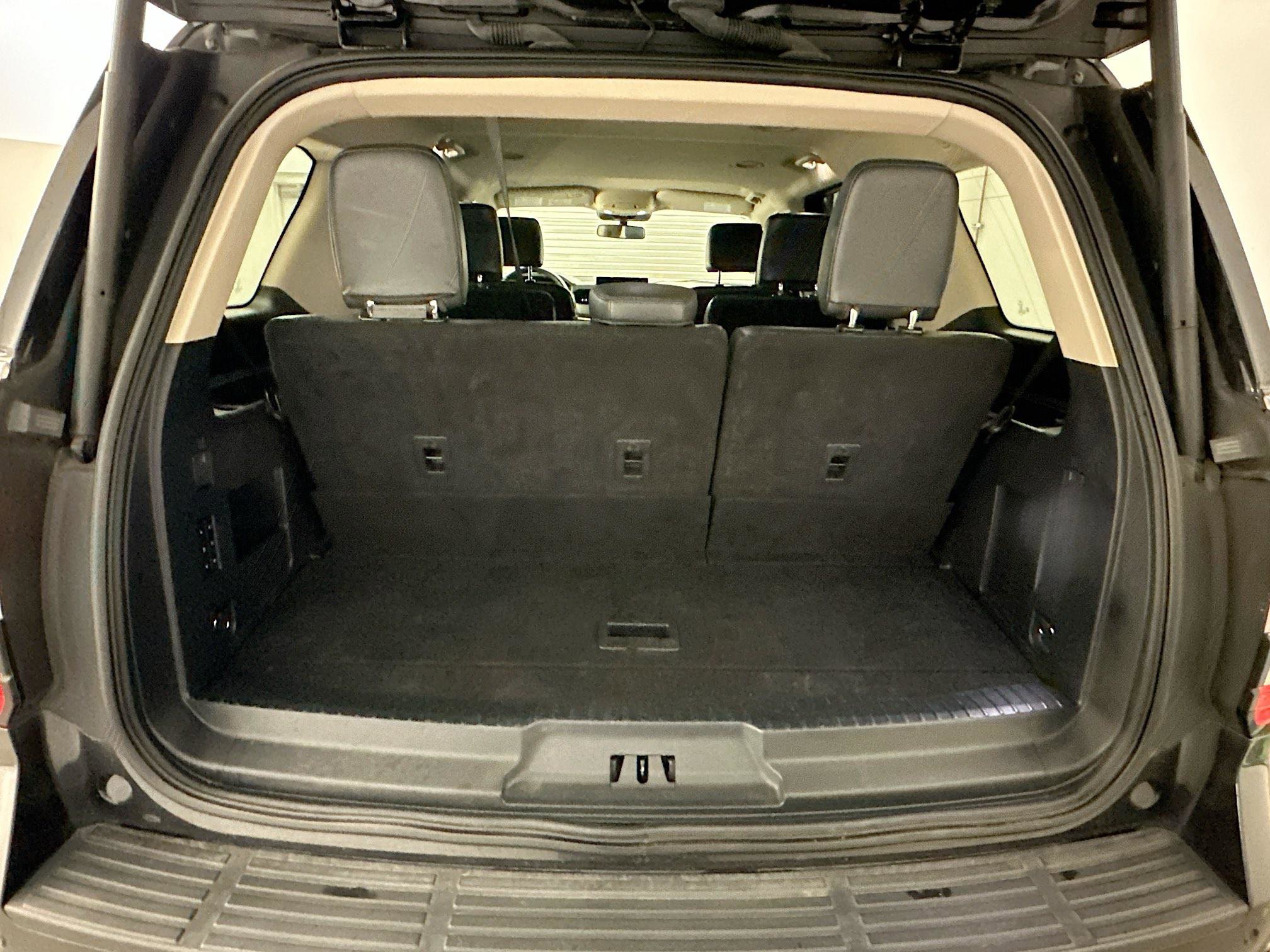 Used 2024 Ford Expedition XLT image 31
