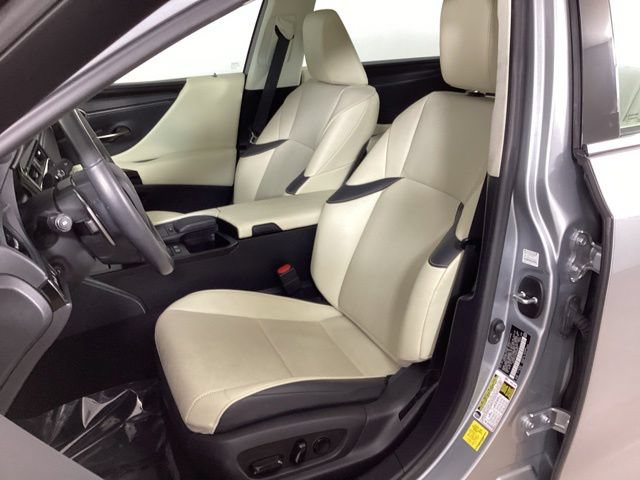 Used 2022 Lexus ES 300h w/ Premium Package FWD image 30