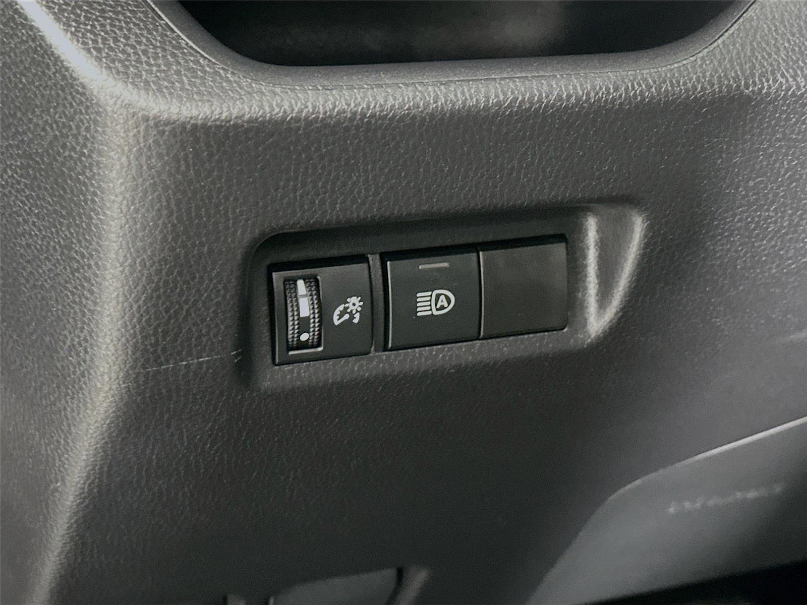 Certified 2025 Toyota RAV4 XLE AWD/4WD image 14