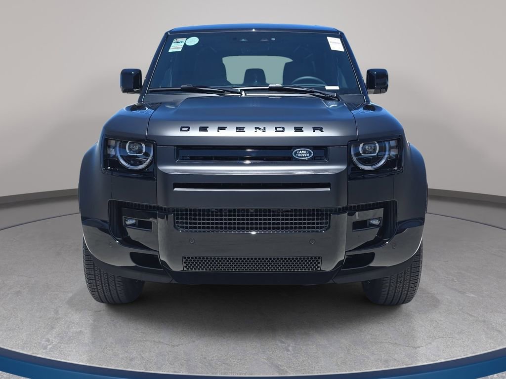 New 2026 Land Rover Defender 110 X-Dynamic SE AWD/4WD image 2