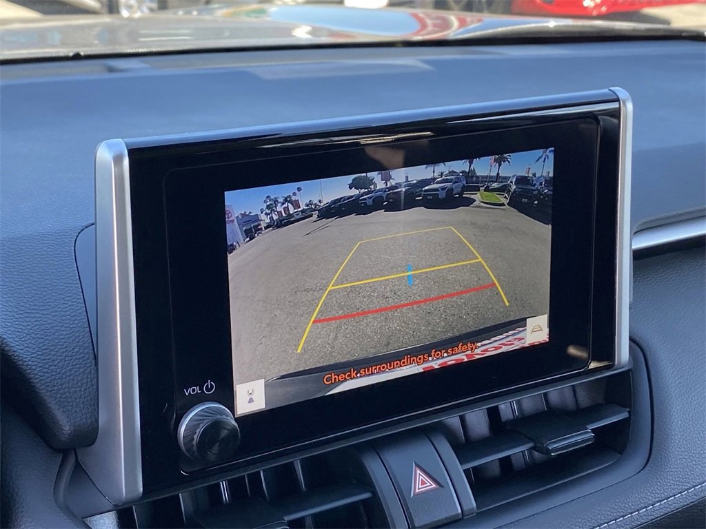 Certified 2025 Toyota RAV4 LE image 28