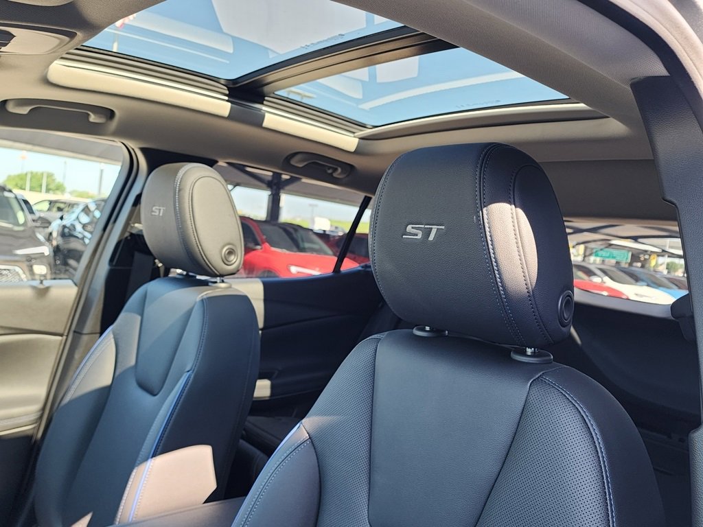 New 2026 Buick Encore GX Sport Touring w/ Advanced Technology Package image 16