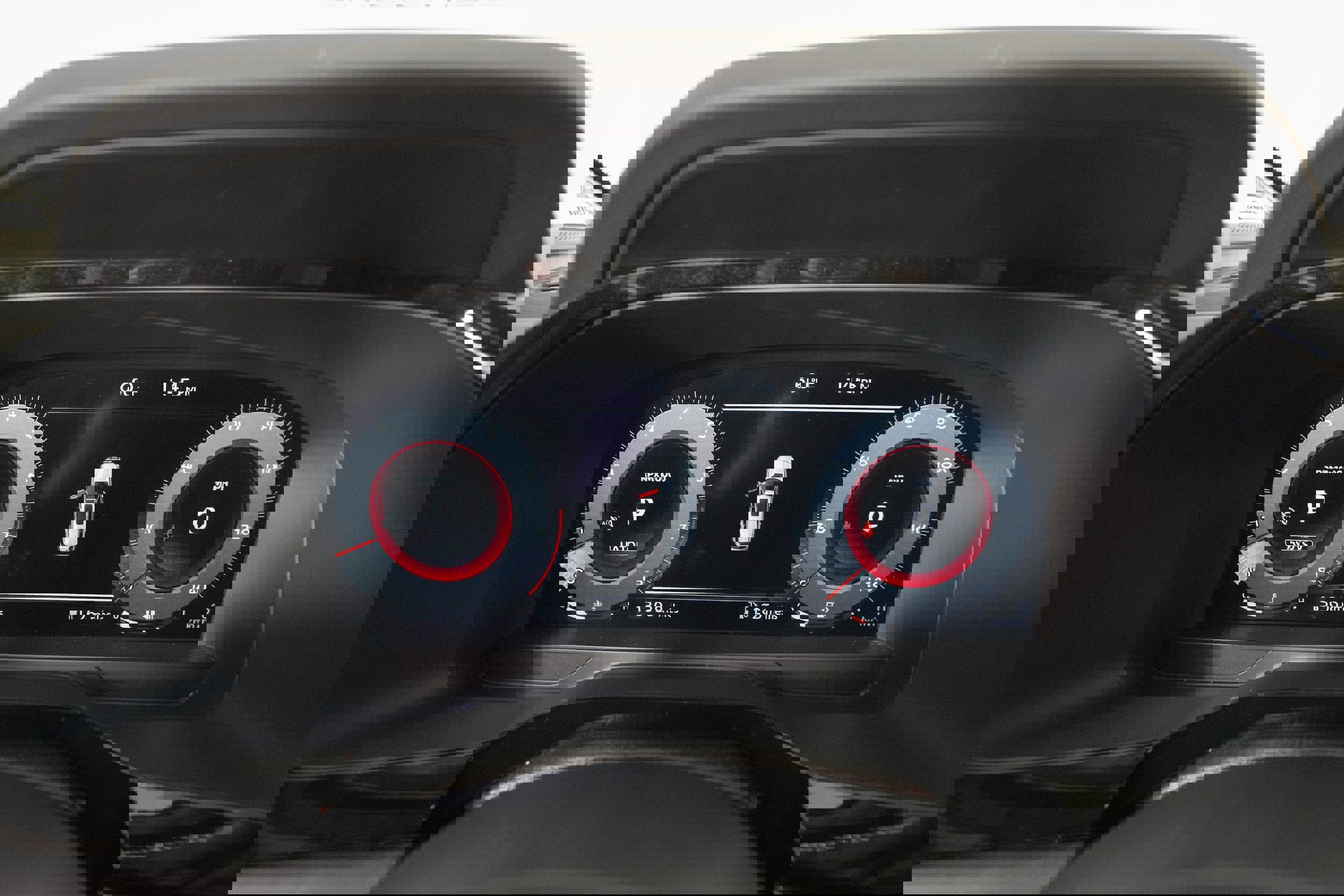 Used 2025 Nissan Pathfinder Platinum w/ Cargo Package image 11