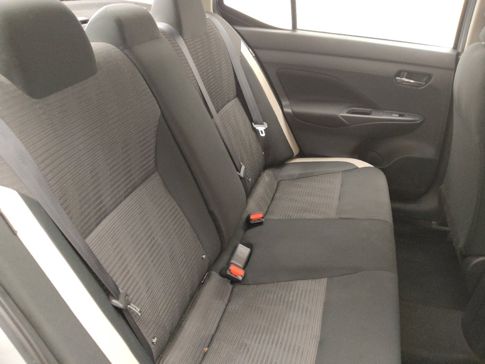 Used 2021 Nissan Versa SV FWD image 19
