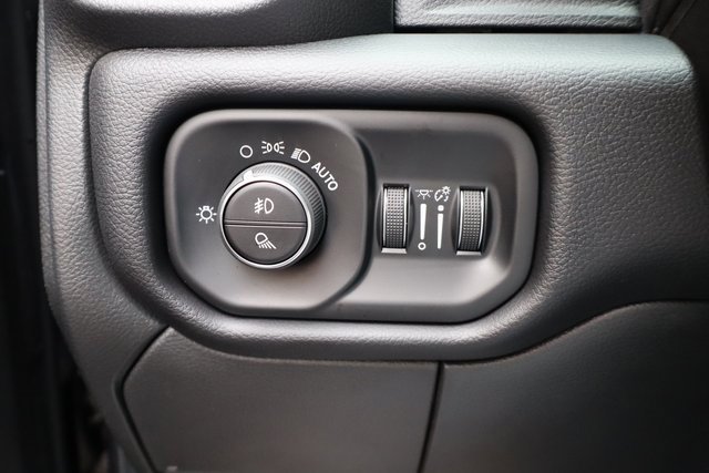 Used 2025 RAM 2500 Laramie image 16