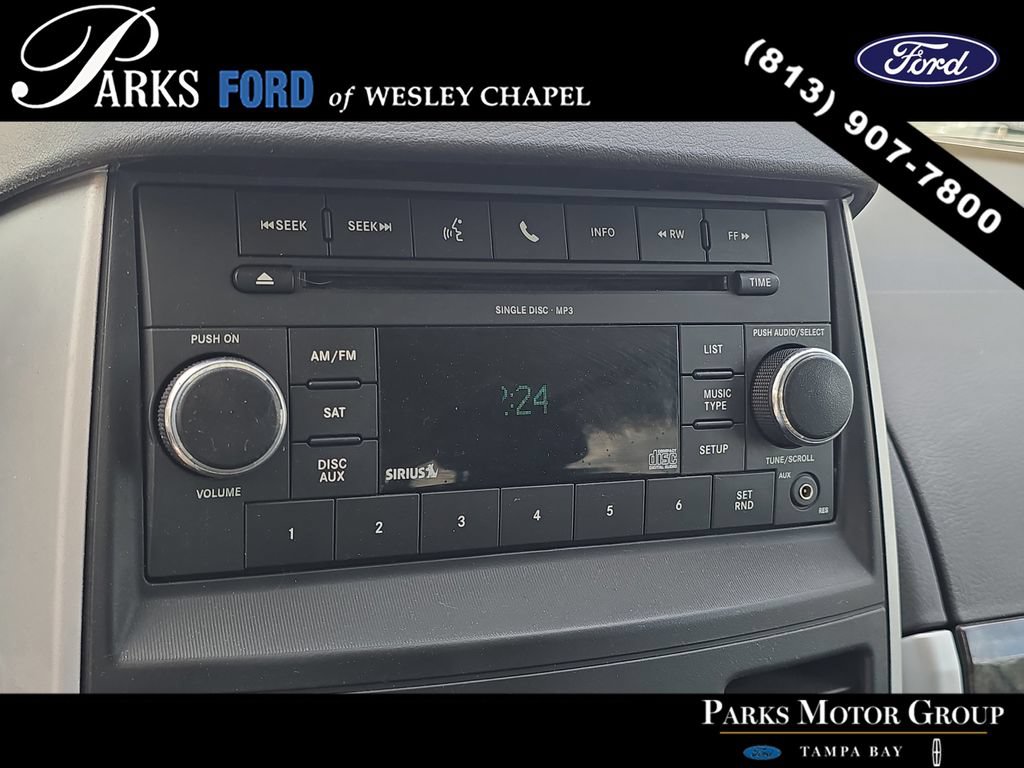 Used 2010 Dodge Grand Caravan SXT FWD image 21