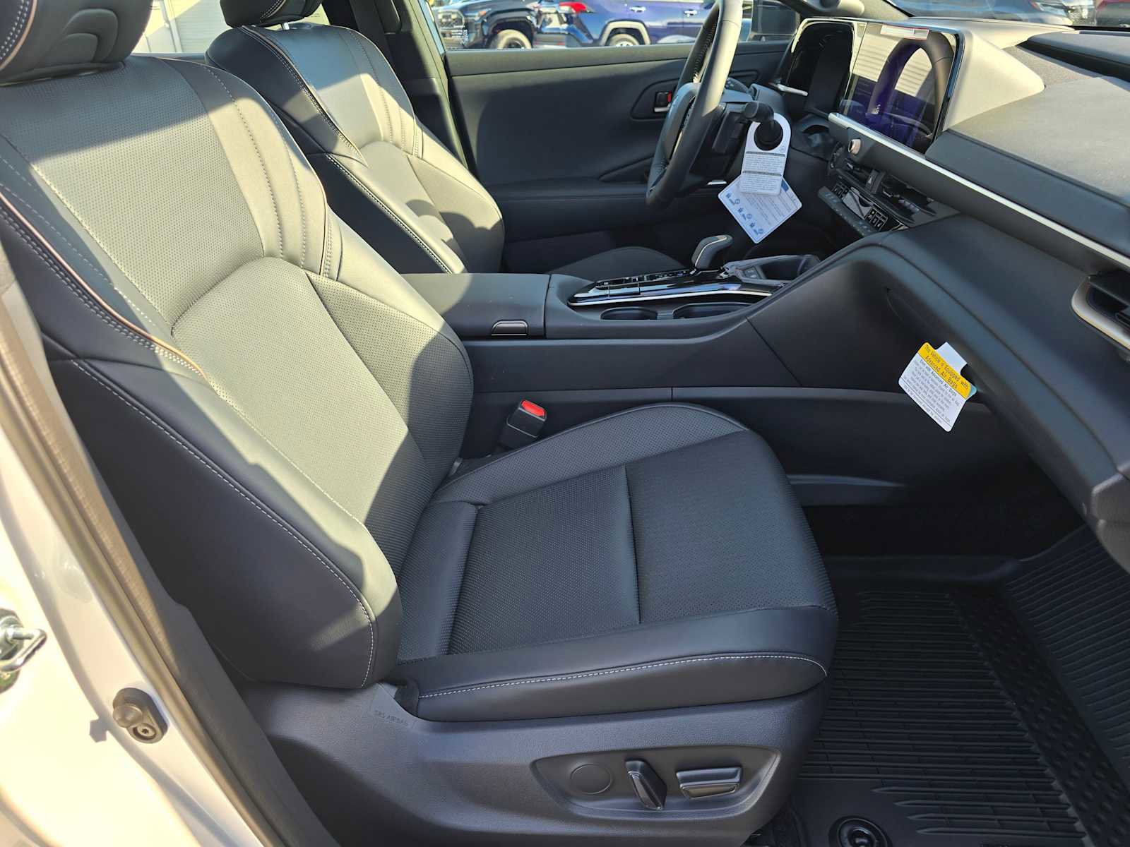 New 2026 Toyota Crown Platinum image 12