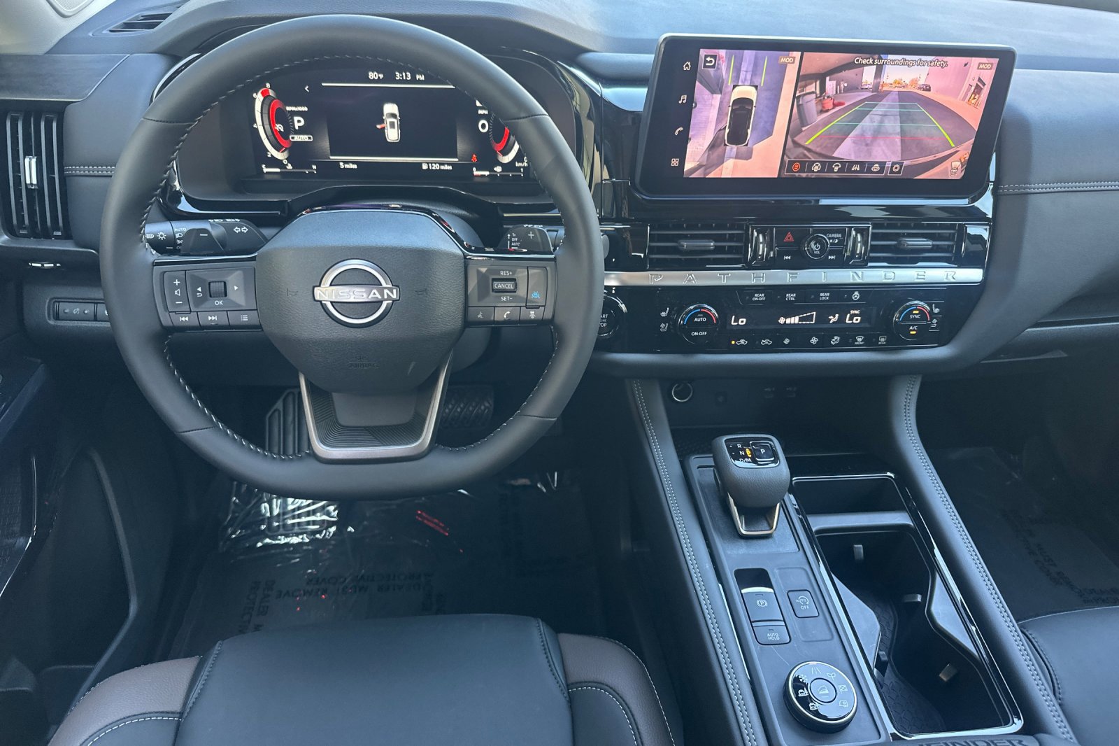 New 2026 Nissan Pathfinder Platinum AWD/4WD image 17