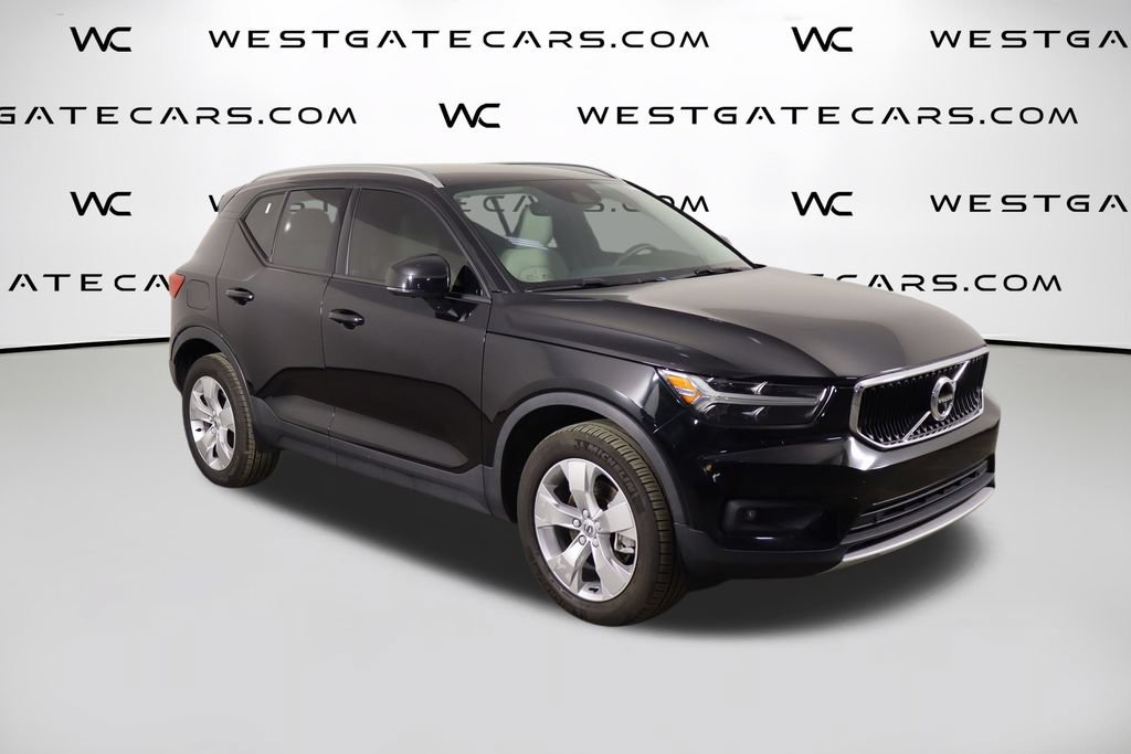 Used 2022 Volvo XC40 T5 Momentum AWD/4WD image 47