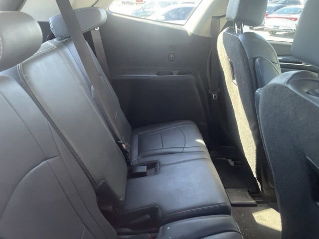 Used 2020 Buick Enclave Essence image 13