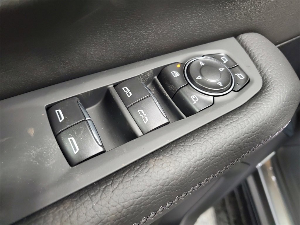 New 2026 GMC Yukon XL Denali w/ LPO, Floor Liner Package image 10