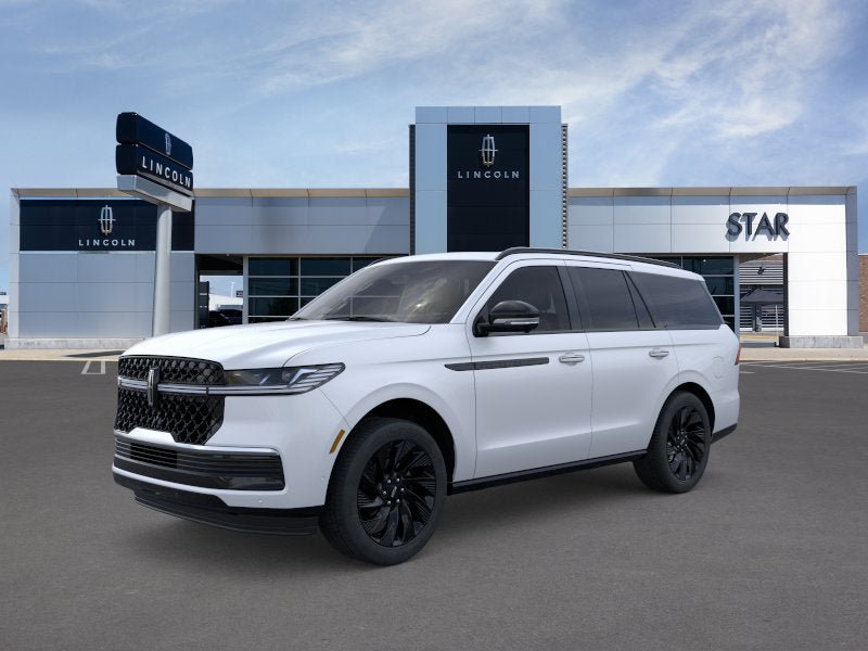 New 2026 Lincoln Navigator Reserve w/ Jet Appearance Package AWD/4WD image 1