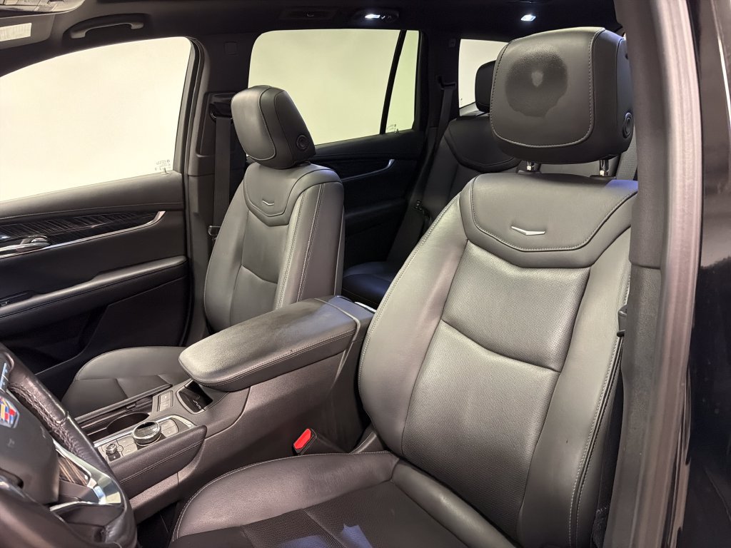 Used 2023 Cadillac XT6 Premium Luxury FWD image 24