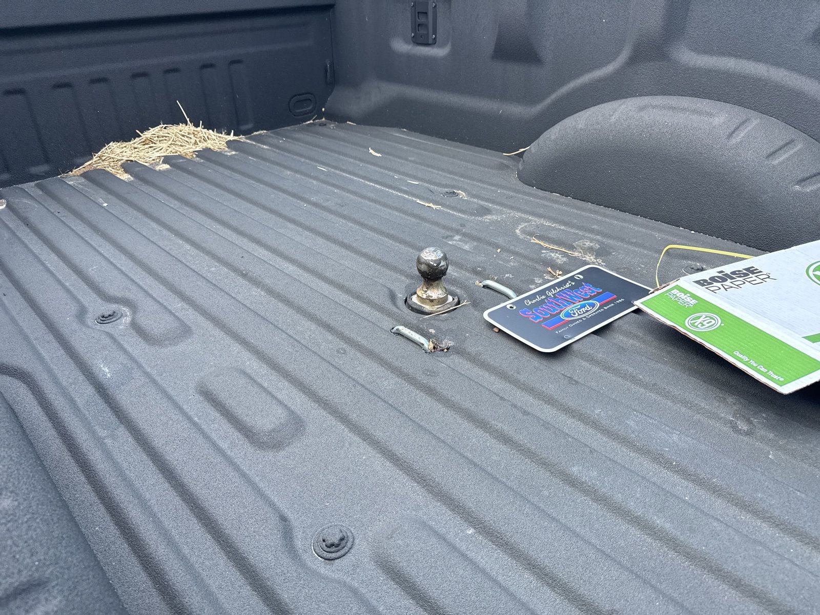 Used 2024 Ford F350 Lariat w/ FX4 Off-Road Package image 9