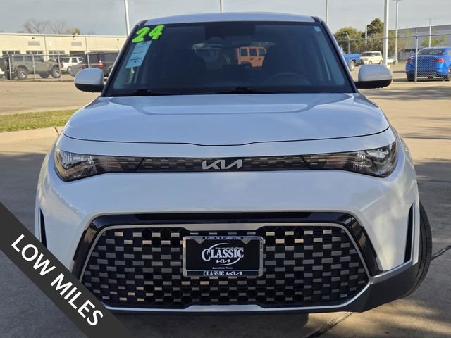 Certified 2024 Kia Soul EX image 2