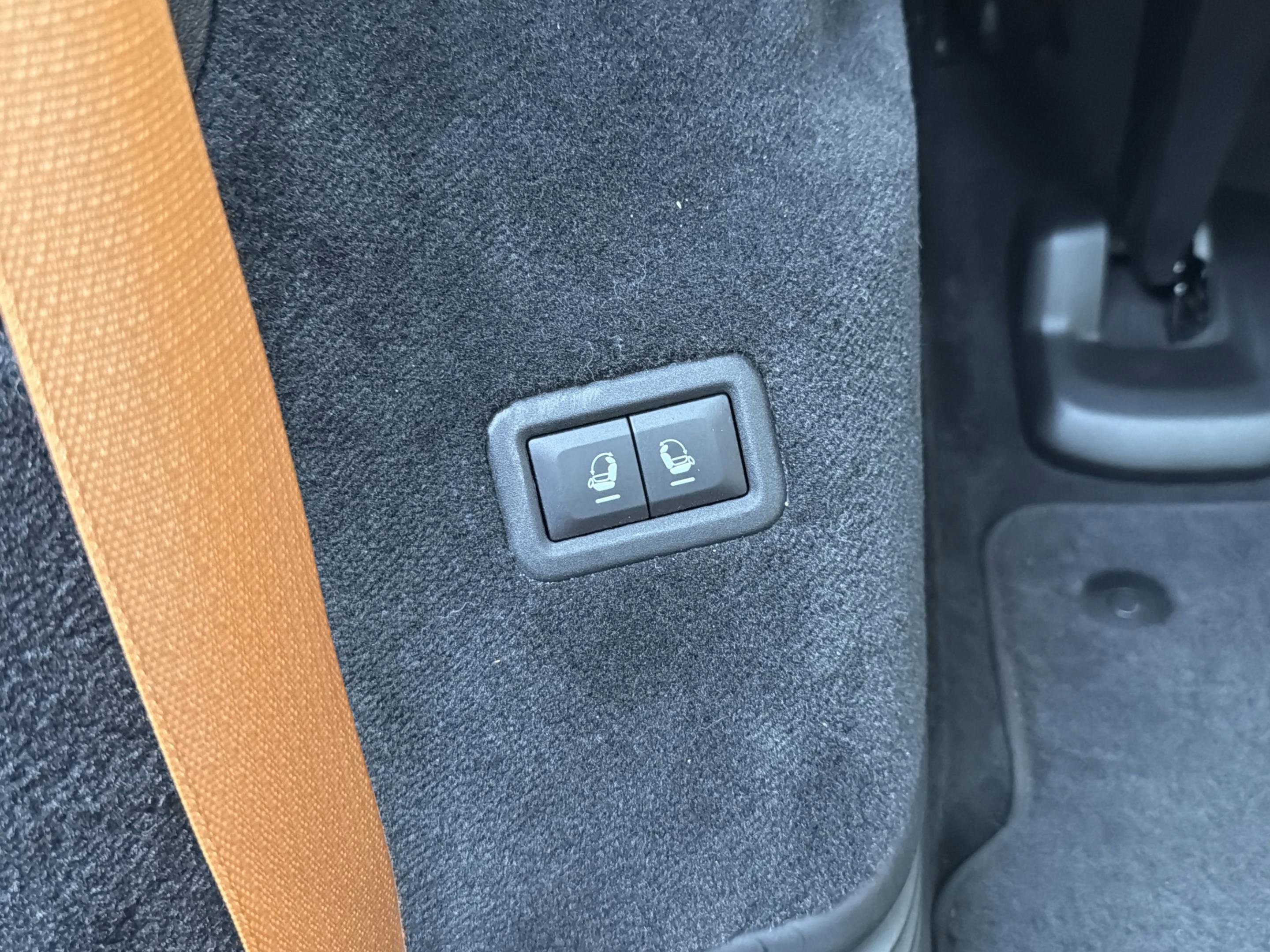 Used 2022 Jeep Grand Wagoneer Series III w/ Flexible Seating Group image 10