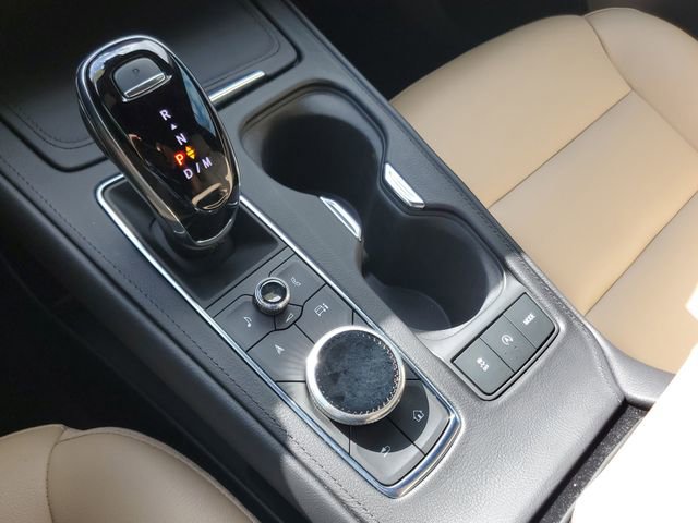 Certified 2024 Cadillac XT4 Luxury w/ Cold Weather Package image 25