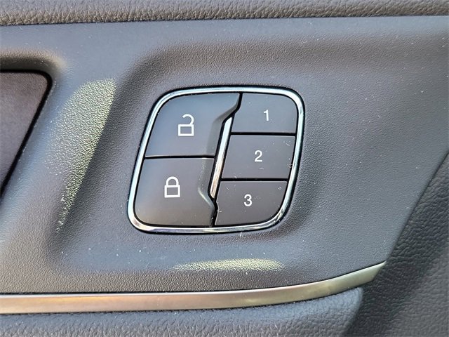 Used 2019 Lincoln MKC Select w/ Select Plus Package image 21