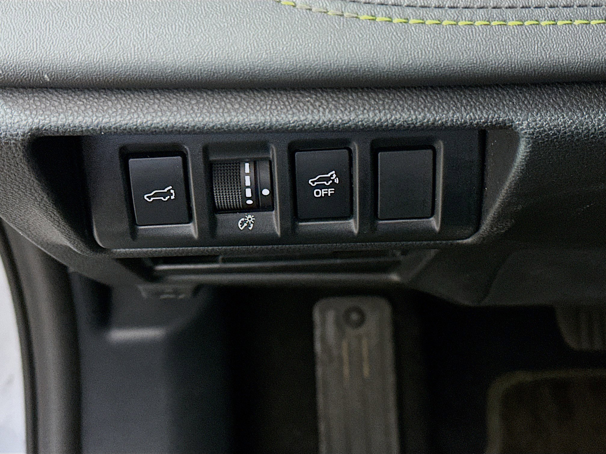 Used 2025 Subaru Outback Onyx Edition AWD/4WD image 16