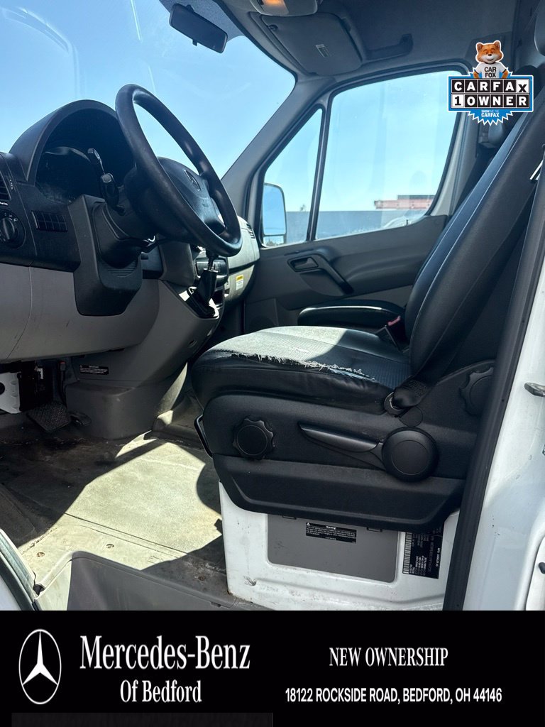 Used 2015 Mercedes-Benz Sprinter 2500 image 12