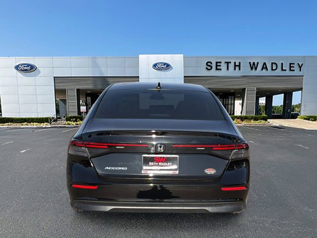 Used 2025 Honda Accord SE image 6