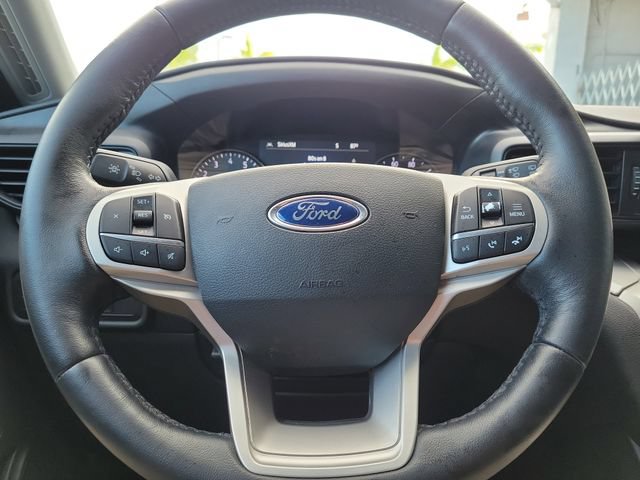 Used 2021 Ford Explorer XLT RWD image 17
