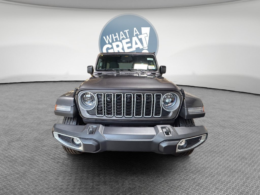 New 2026 Jeep Wrangler Unlimited Sahara w/ Safety Group AWD/4WD image 9