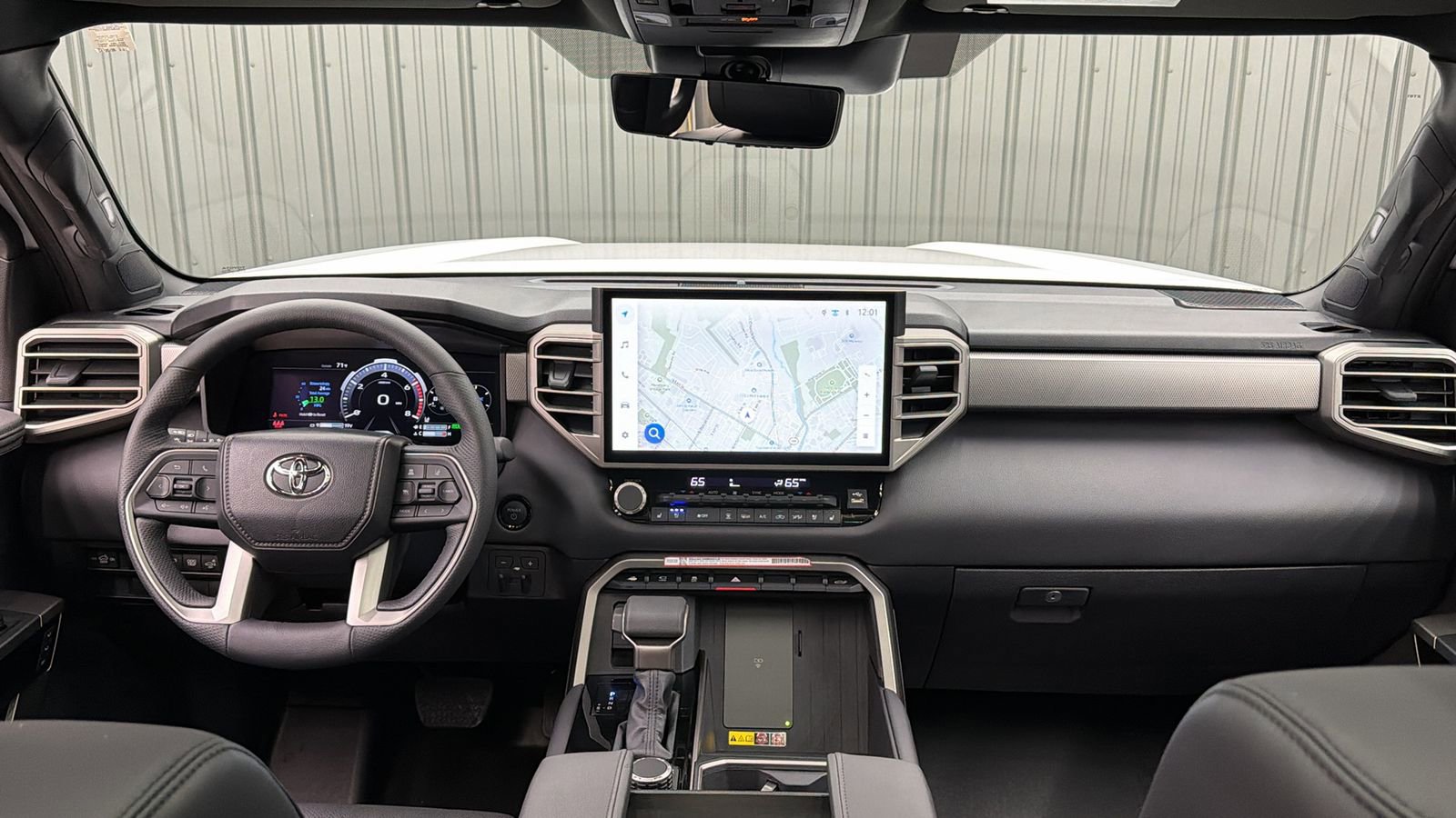 Used 2025 Toyota Tundra Limited image 34