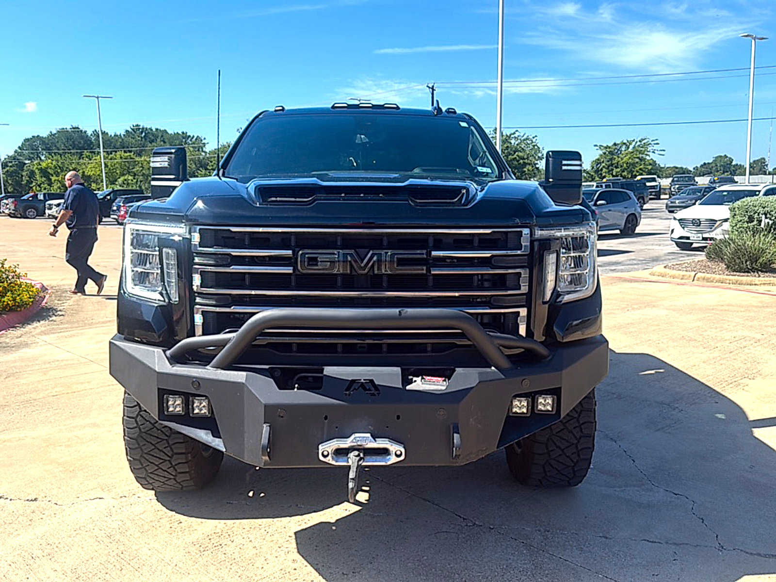 Used 2021 GMC Sierra 2500 AT4 w/ AT4 Premium Plus Package AWD/4WD image 2