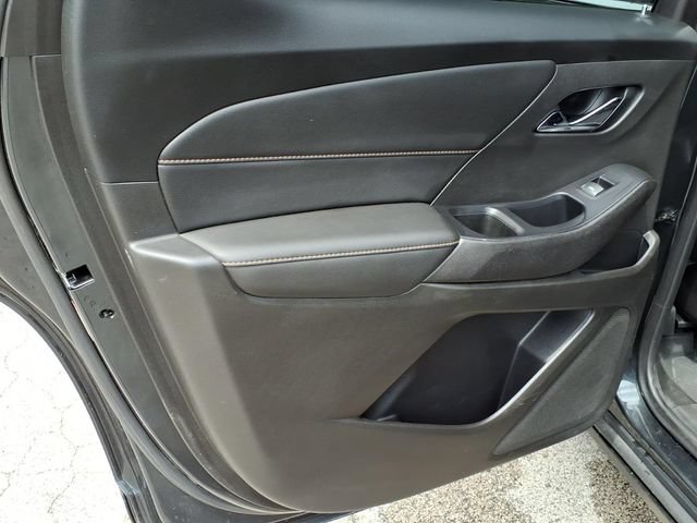 Used 2021 Chevrolet Traverse LT AWD/4WD image 13