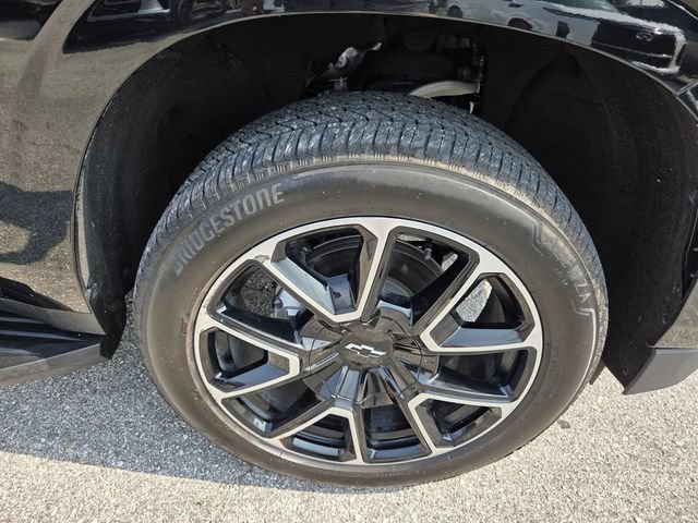 Used 2024 Chevrolet Tahoe RST w/ Luxury Package AWD/4WD image 8