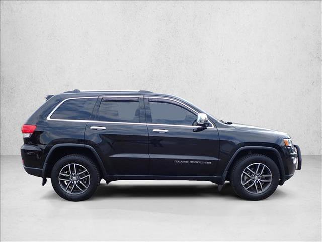 Used 2017 Jeep Grand Cherokee Limited AWD/4WD image 4