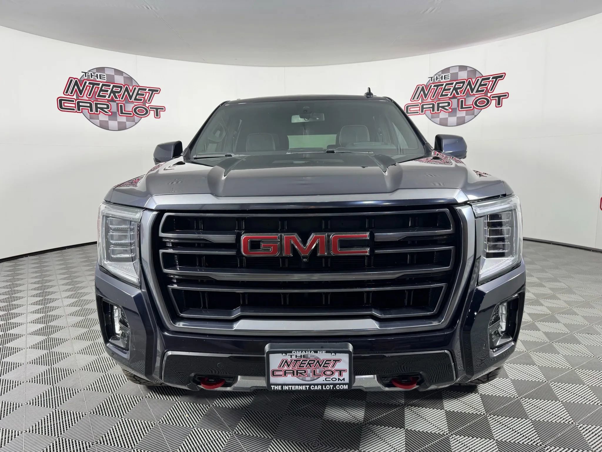 Used 2022 GMC Yukon AT4 image 2