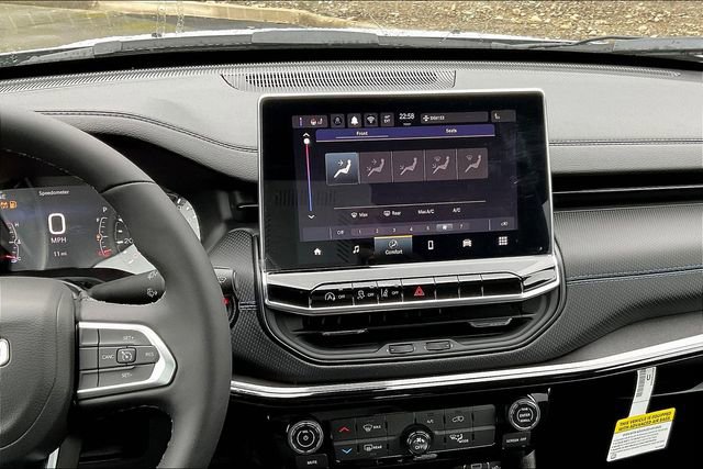 New 2025 Jeep Compass Latitude w/ Altitude Special Edition image 7