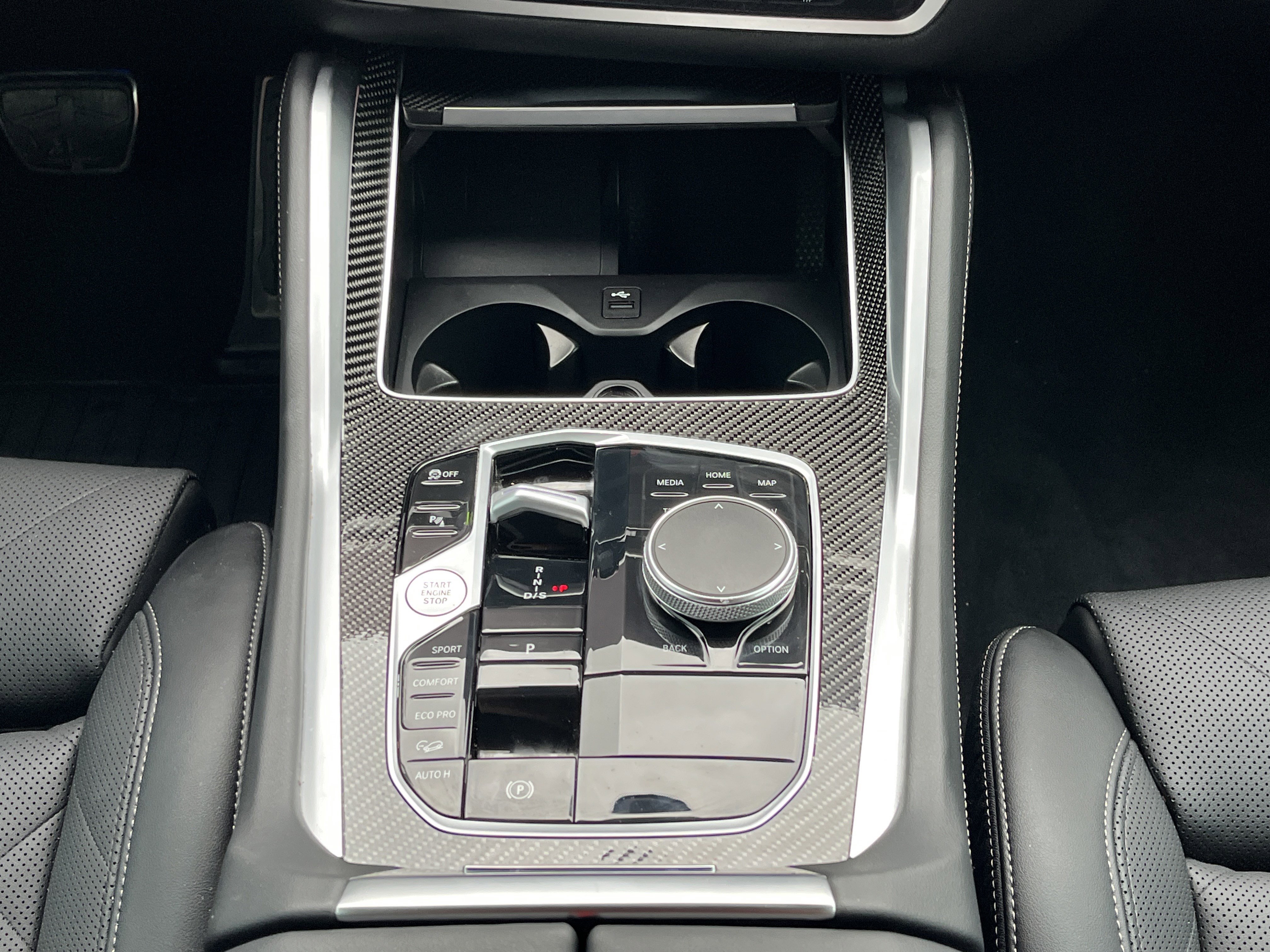 Certified 2026 BMW X6 M60i AWD/4WD image 6
