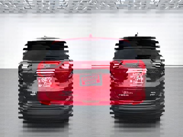 Used 2023 GMC Terrain SLE image 6