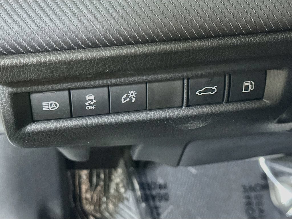 Used 2025 Toyota Camry SE FWD image 21