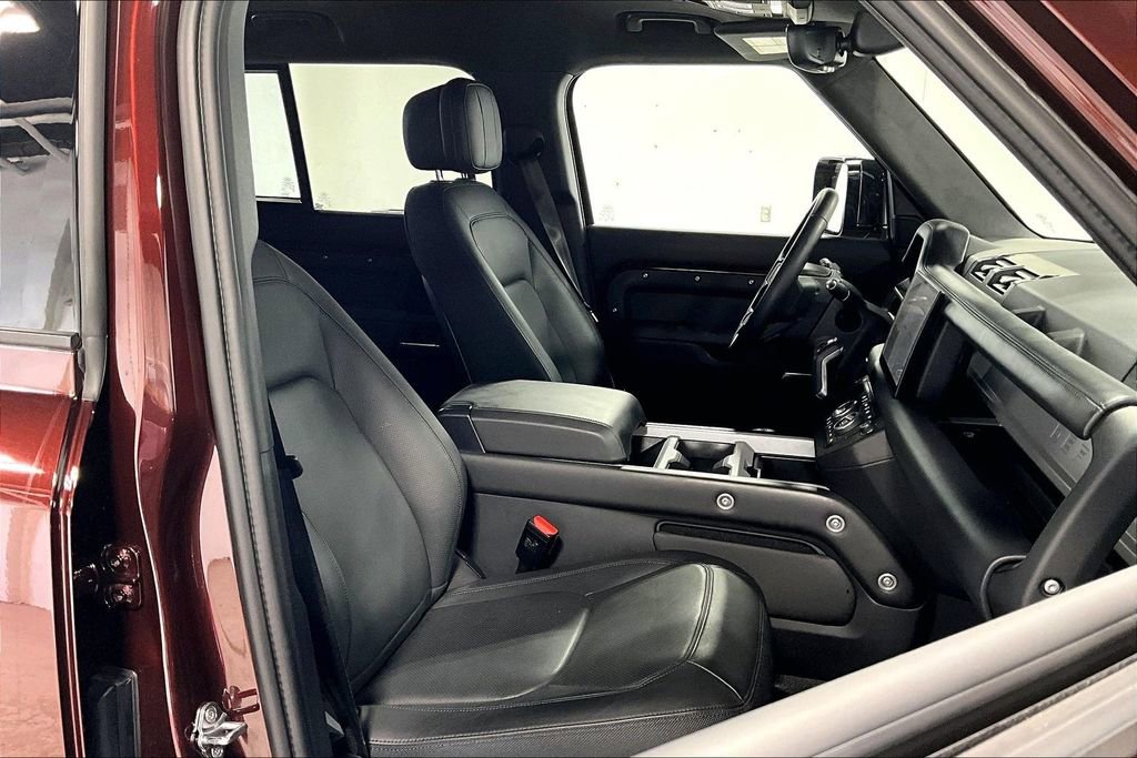 Used 2025 Land Rover Defender 110 Sedona Red Edition image 10