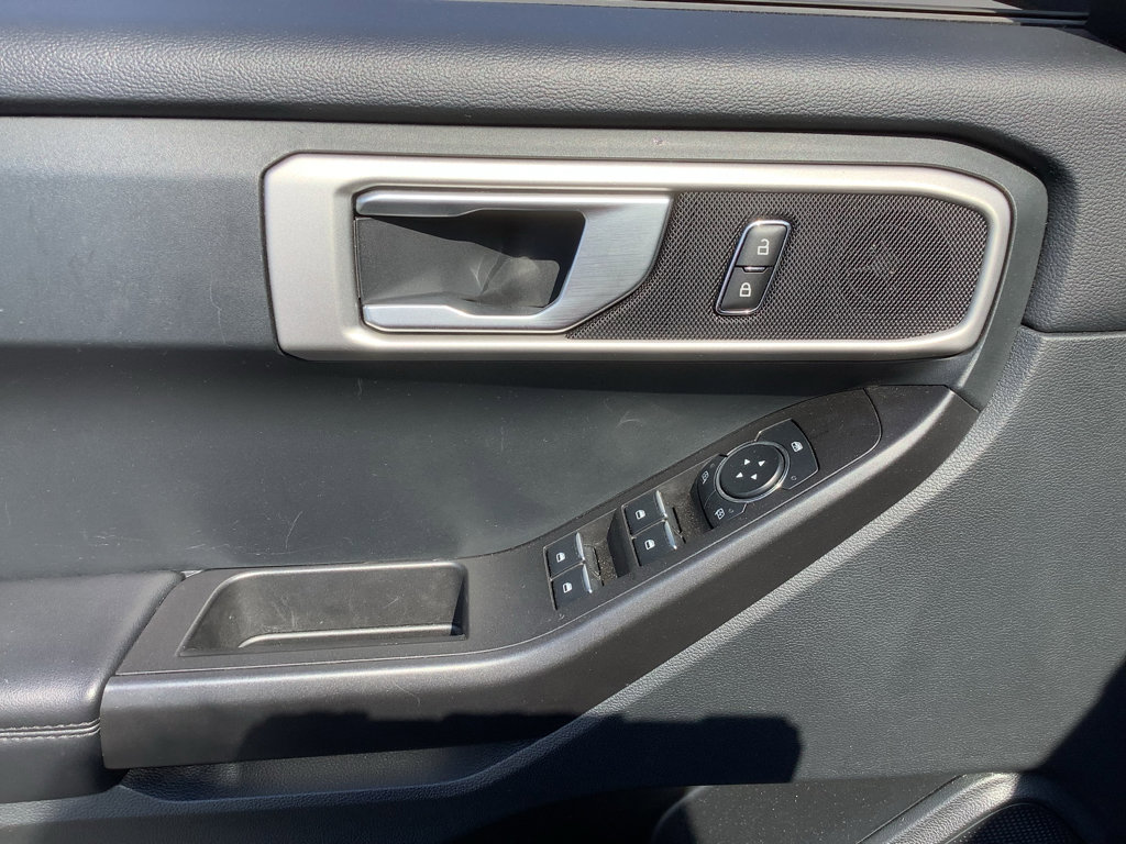 Used 2023 Ford Explorer XLT w/ Equipment Group 202A image 12
