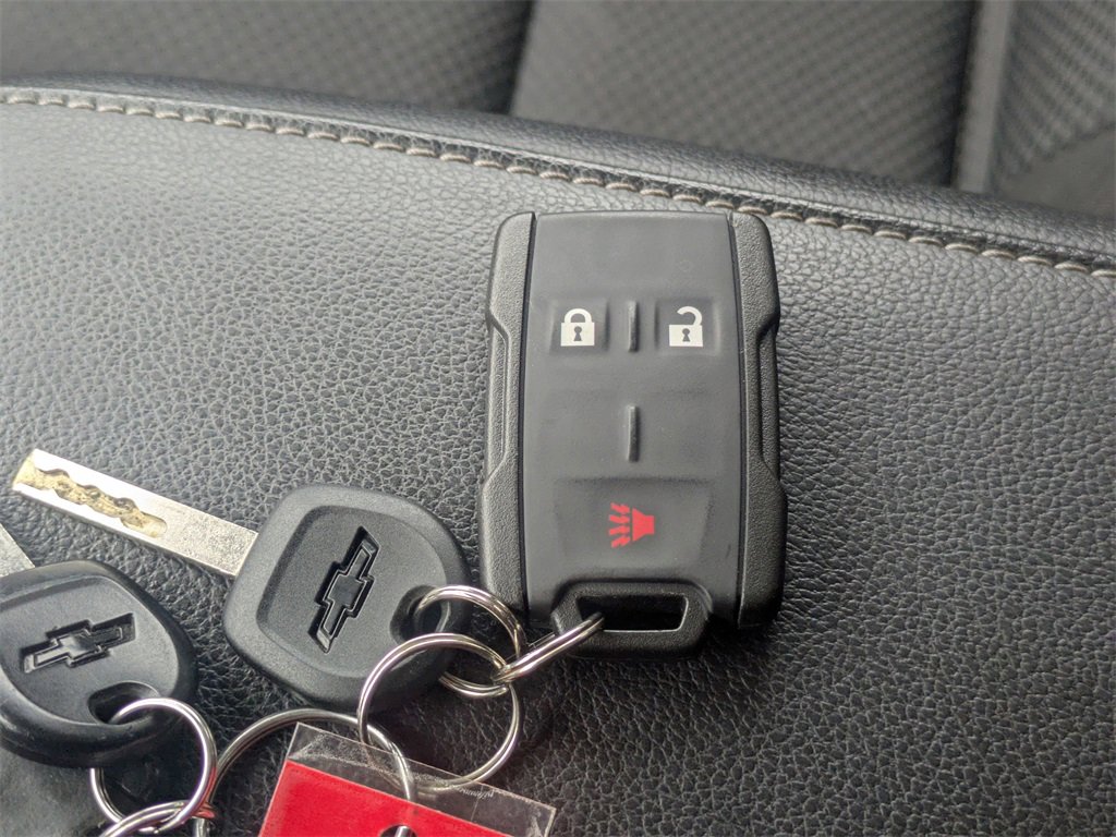 Used 2022 Chevrolet Colorado LT w/ Fleet Safety Package image 32