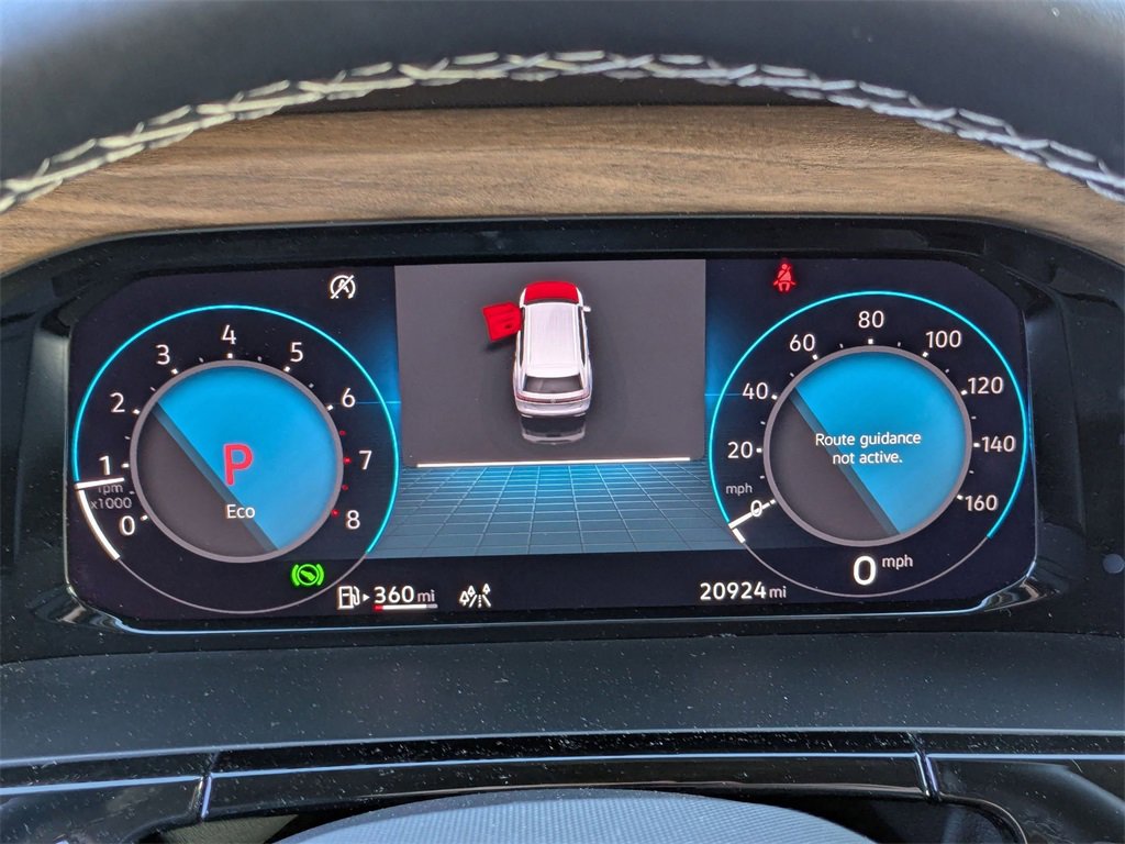 Used 2025 Volkswagen Atlas SE image 18