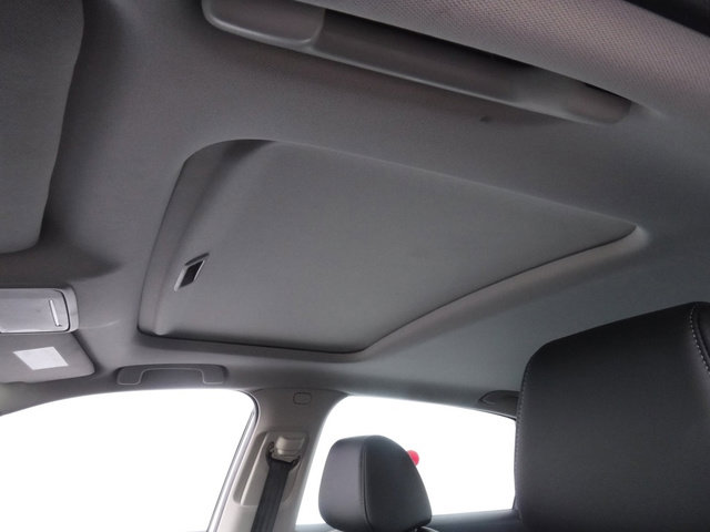 Used 2022 Honda Civic Touring image 11