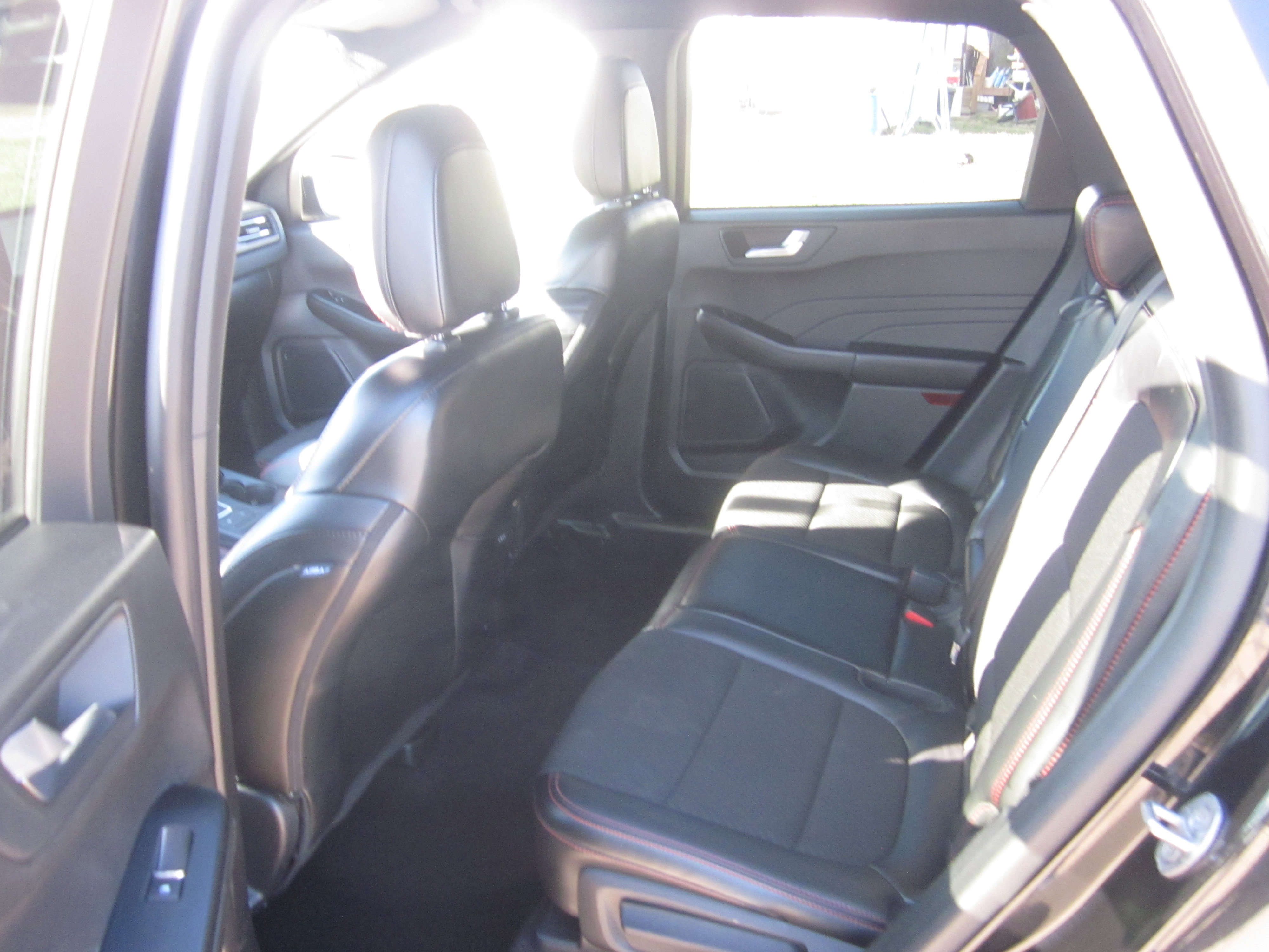 Used 2024 Ford Escape ST-Line image 12