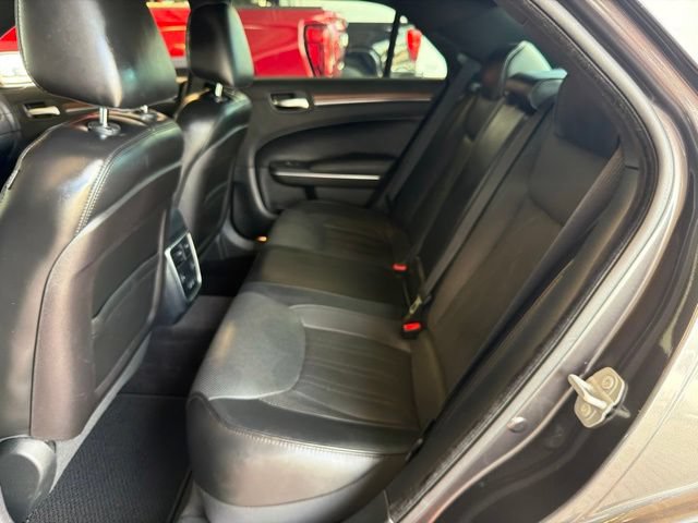 Used 2018 Chrysler 300 C w/ Safetytec Plus Group RWD image 14